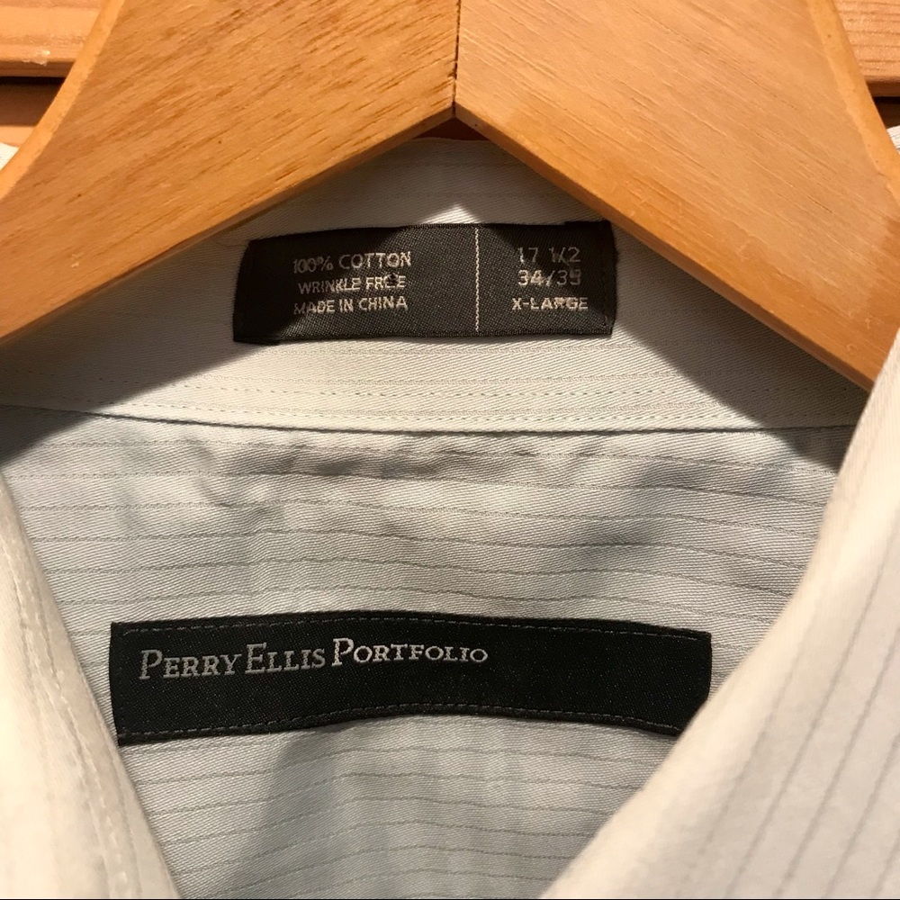 BRAND NEW blue Perry Ellis button down dress shirt